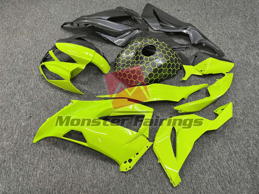2013 - 2018 Kawasaki ZX6R Gloss Carbon Fiber Style & High Vis Yellow Split fairing set - ABS injection, custom painted by Monster Fairings