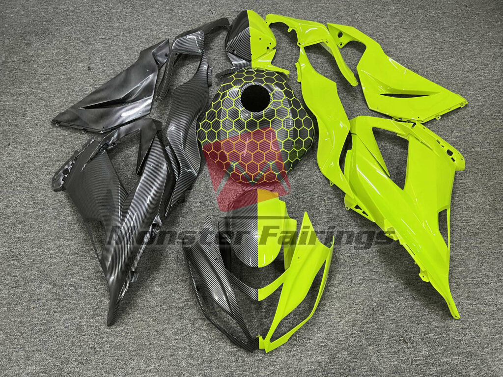 Kawasaki ZX6R 2013 - 2018 Gloss Carbon Fiber Style & High Vis Yellow Split ABS fairings - custom motorcycle bodywork kit by Monster Fairings