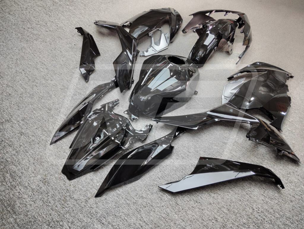 2018 - 2024 Kawasaki Ninja 400 Gloss Metallic Black fairing set - ABS injection, custom painted by Monster Fairings