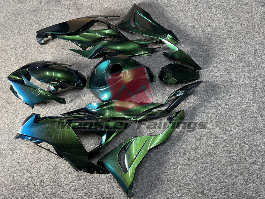 2024 - 2025 Kawasaki ZX6R Gloss Metallic Green fairing set - ABS injection, custom painted by Monster Fairings