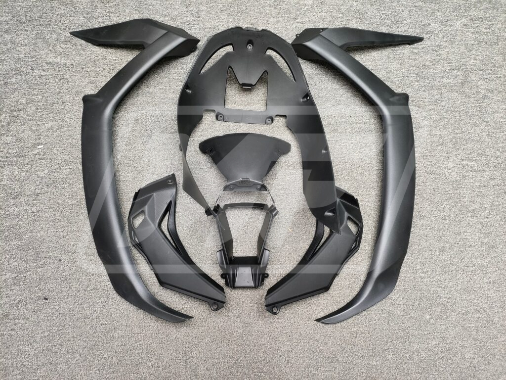 Monster Fairings ABS fairing kit for Kawasaki ZX10R 2016 - 2020 - Gloss Black & Red Line Pattern Split, precise OEM fit