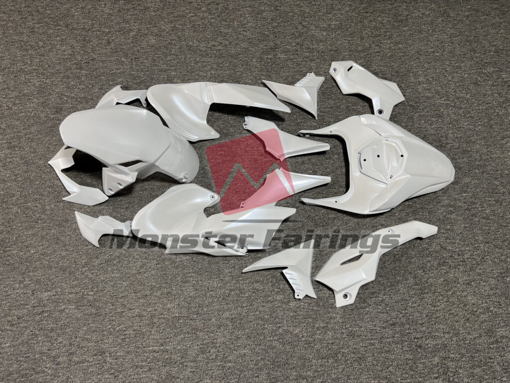 2020 - 2024 Kawasaki Z900 Gloss Pearl White fairing set - ABS injection, custom painted by Monster Fairings
