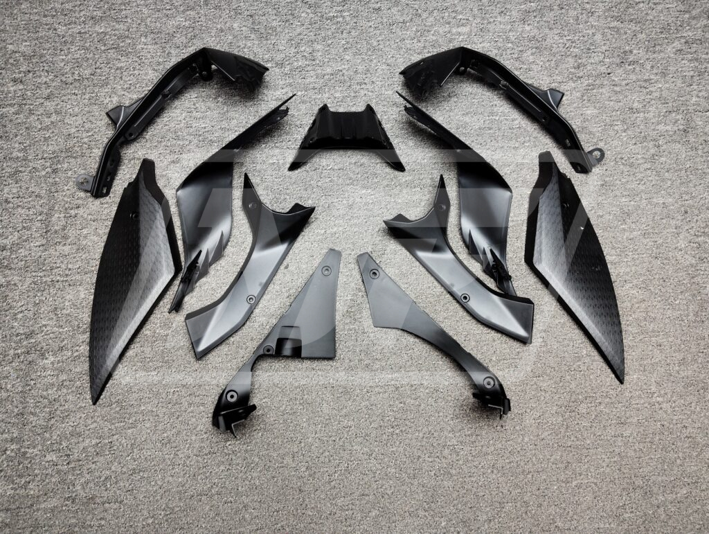 Yamaha R6 2017 - 2022 ABS fairings, Gloss Carbon Fiber Honeycomb & Blue - high - quality motorcycle kit by Monster Fairings