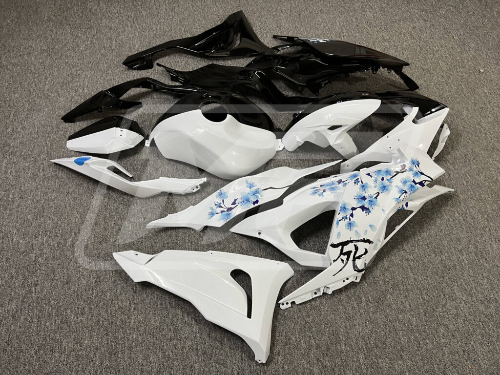 2024 - 2025 Kawasaki ZX6R Gloss Black & White Blue Cherry Blossom Split fairing set - ABS injection, custom painted by Monster Fairings