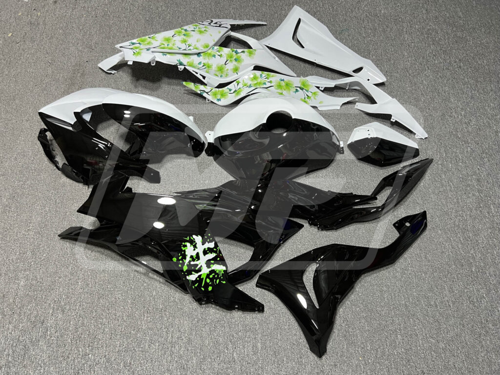 2024 - 2025 Kawasaki ZX6R Gloss Black & White Green Cherry Blossom Split fairing set - ABS injection, custom painted by Monster Fairings