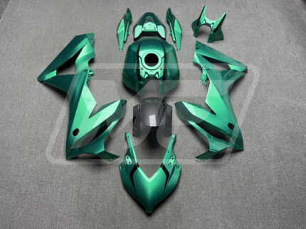 (IN STOCK) Honda CBR650R 2021-2023 Gloss Metallic Emerald with Carbon Fiber Style ABS Fairings | Monster Fairings