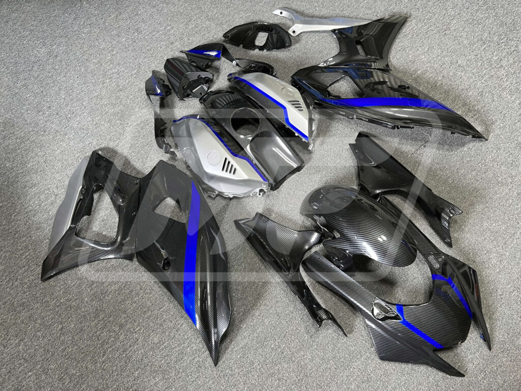 2021 - 2025 Yamaha R7 Gloss Carbon Fiber Style Silver & Blue fairing set - ABS injection, custom painted by Monster Fairings