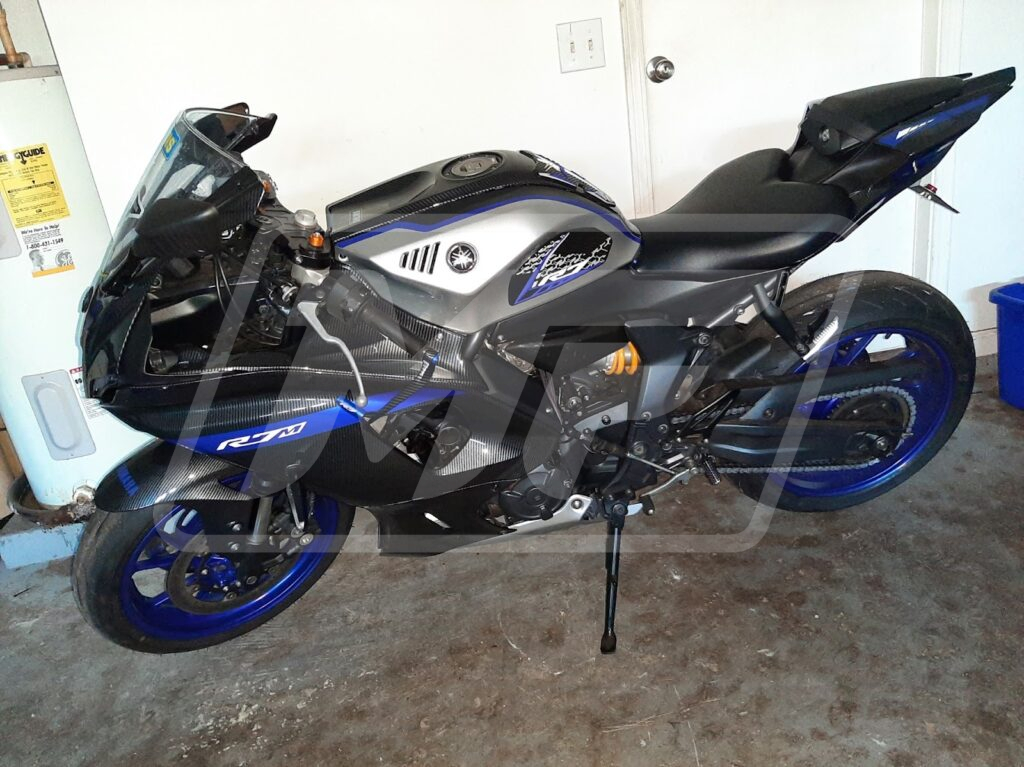 Gloss Carbon Fiber Style Silver & Blue ABS fairings for Yamaha R7 2021 - 2025 - premium OEM fit kit by Monster Fairings