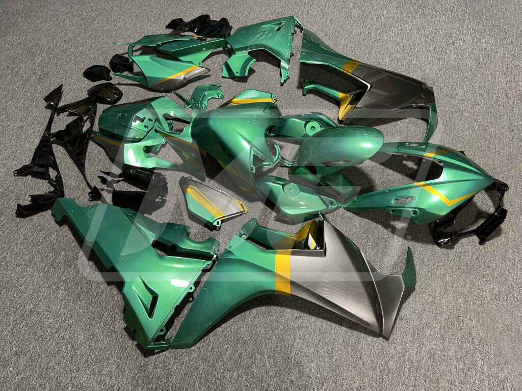Monster Fairings ABS fairing kit for Honda CBR1000RR 2017 - 2025 - Gloss Emerald Green & Silver Gold Carbon Fiber Style, precise OEM fit