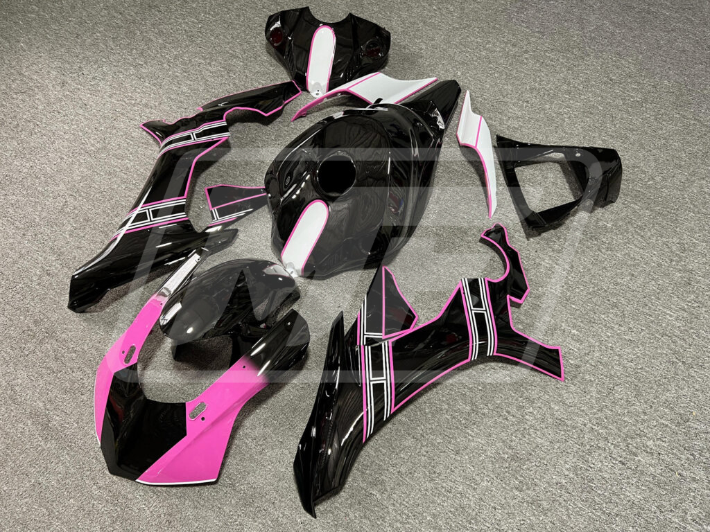 2015 - 2019 Yamaha R1 Gloss Black & Pink White fairing set - ABS injection, custom painted by Monster Fairings