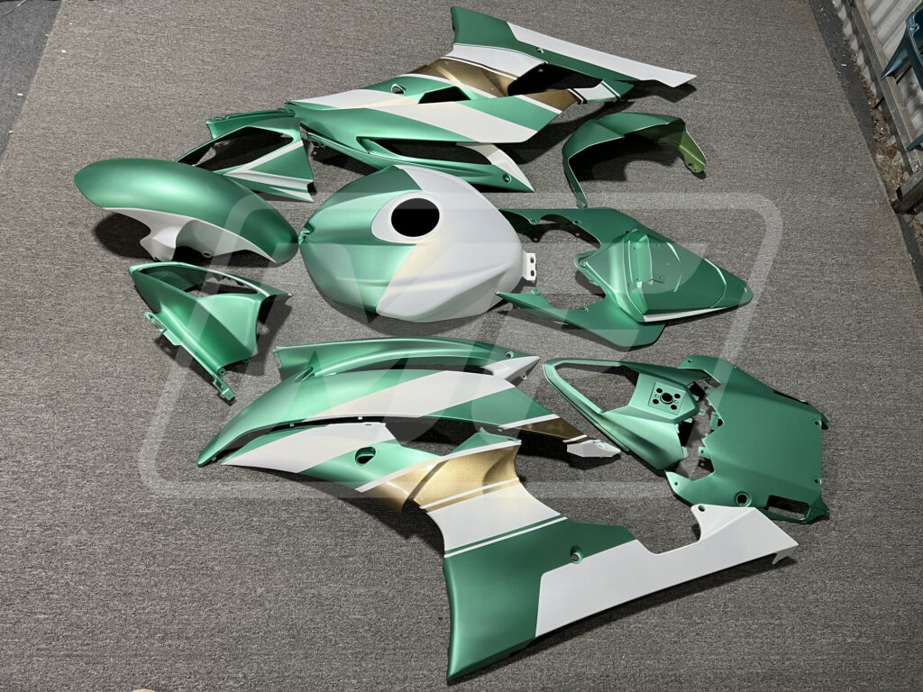 2008 - 2016 Yamaha R6 Matte Emerald Green & Pearl White Gloss Gold fairing set - ABS injection, custom painted by Monster Fairings