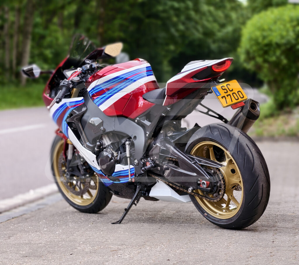 Honda CBR1000RR custom ABS fairings 2017 - 2025 in Gloss Candy Red & White Black Blue - durable replacement kit, Monster Fairings