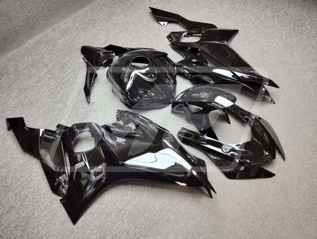 Yamaha R6 custom ABS fairings 2017 - 2022 in Gloss Black - durable replacement kit, Monster Fairings