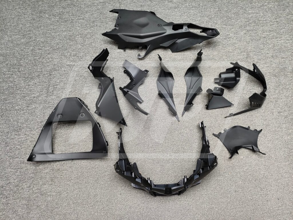 Yamaha R1 2020 - 2025 ABS fairings, Gloss Black & White Spider Nardo Gray - high - quality motorcycle kit by Monster Fairings