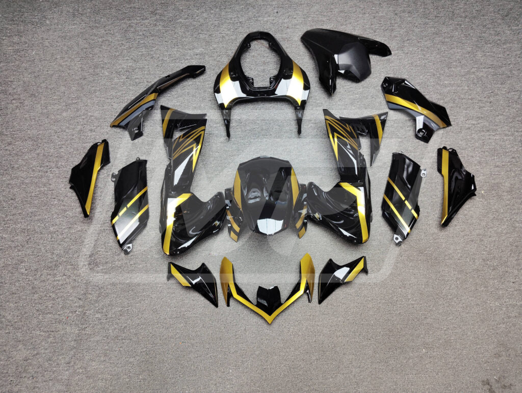 Kawasaki Z900 2020 - 2024 Gloss Black & Antique Gold ABS fairings - custom motorcycle bodywork kit by Monster Fairings