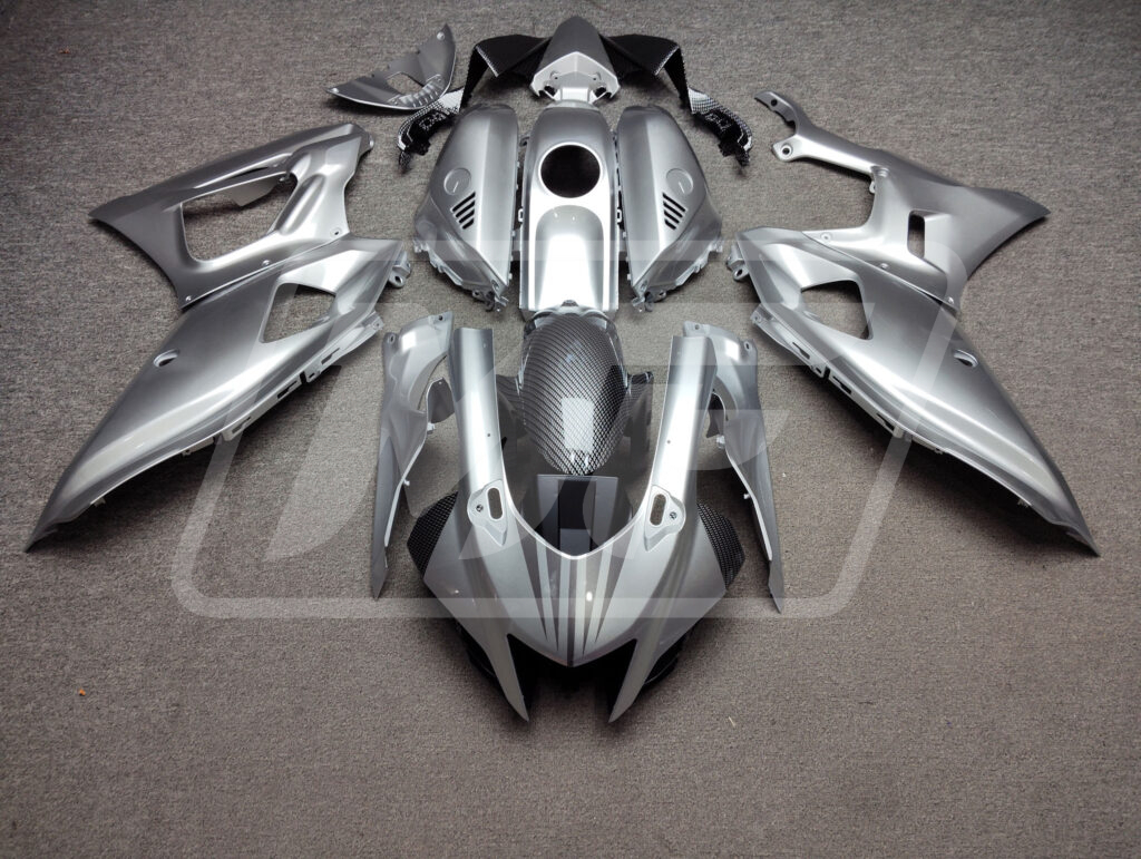 Yamaha R7 2021 - 2025 Silver Metallic Carbon Fiber Style ABS fairings - custom motorcycle bodywork kit by Monster Fairings
