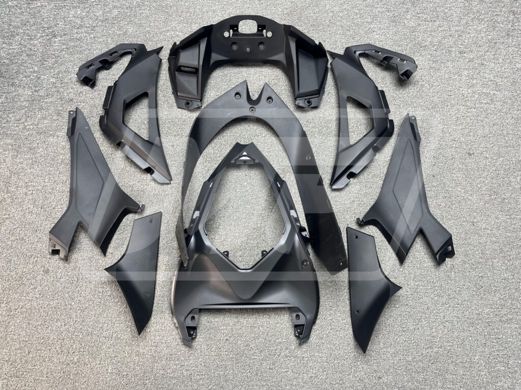 Monster Fairings ABS fairing kit for Kawasaki Ninja 500 2024 - 2025 - Gloss Blue & Purple Iridescent, precise OEM fit