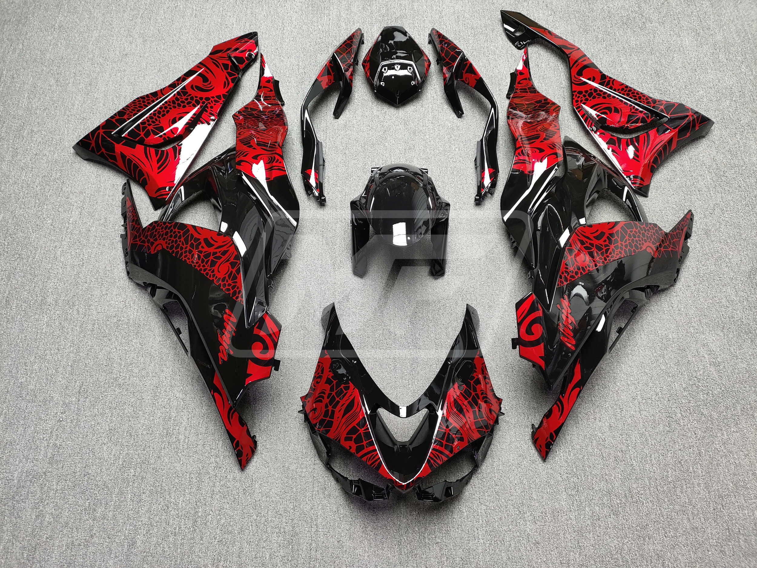 Kawasaki ZX6R 2019-2023 Gloss Black with Red TribalABS