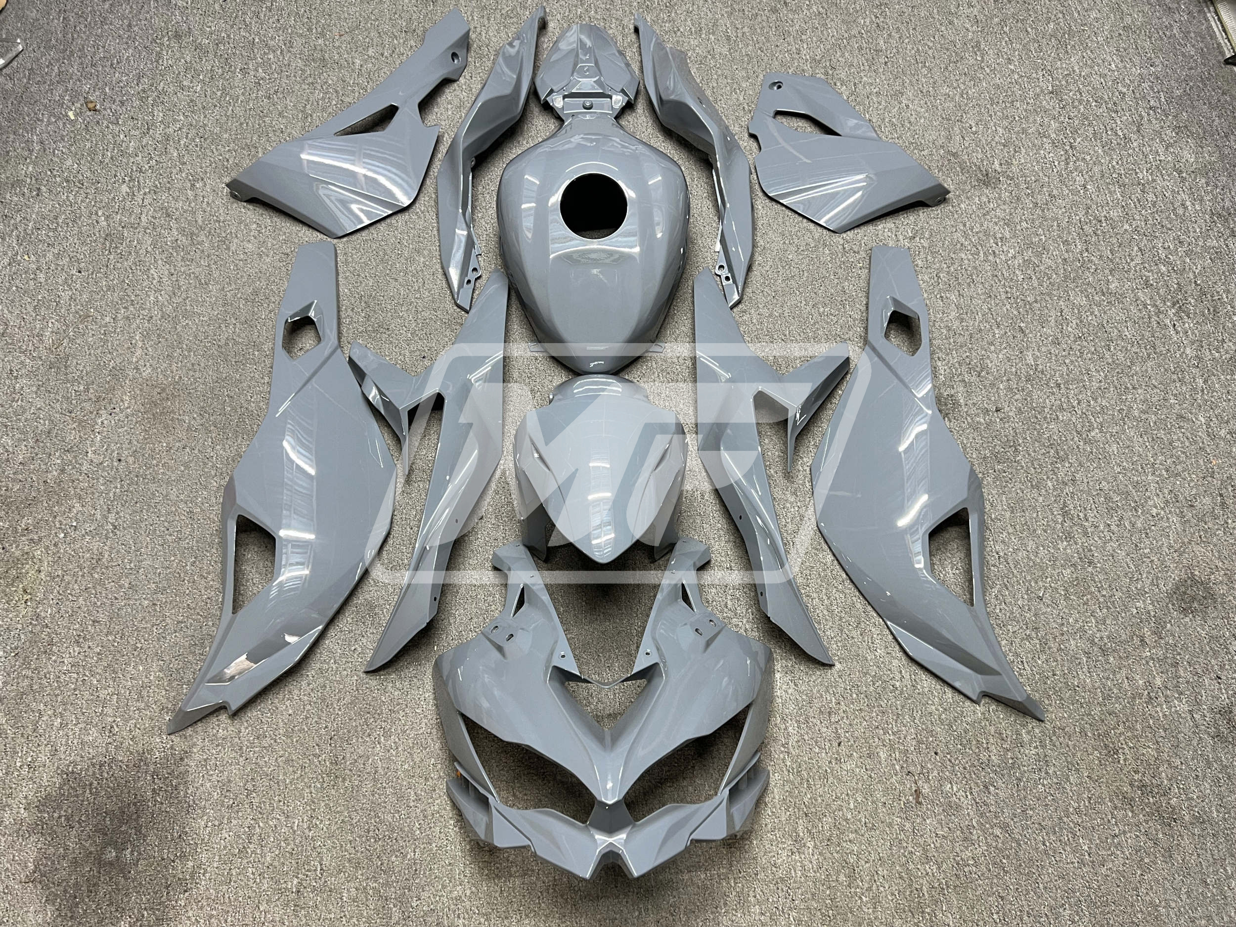 もり Kawasaki ZX-4RR 2020-2025 Gloss Nardo Gray ABS Fairings | Monster
