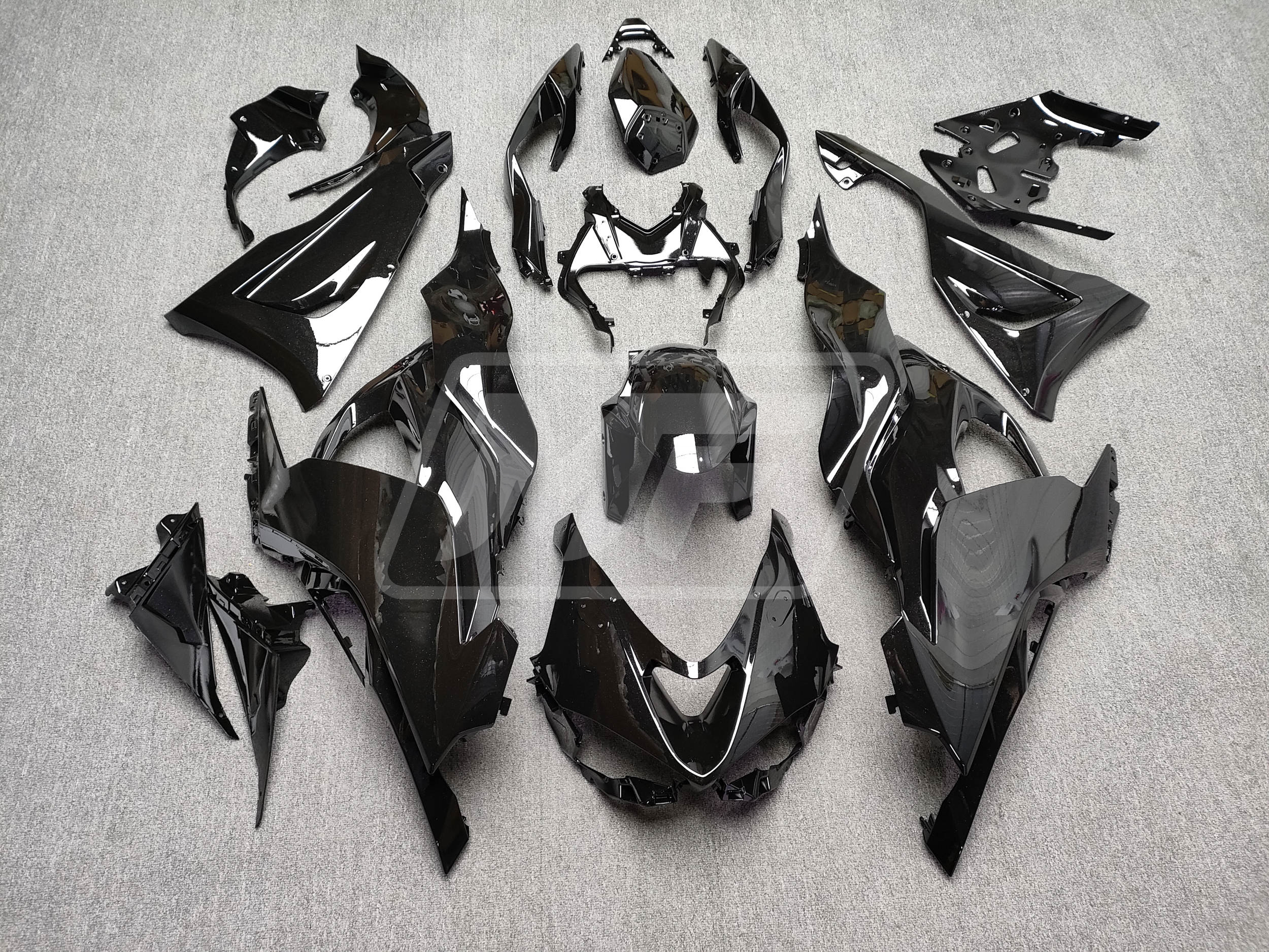 Kawasaki ZX6R 2024-2026 Gloss Black ABS Fairings | Monster Fairings