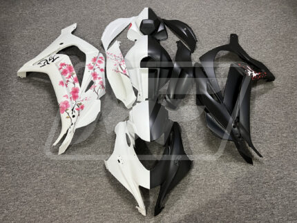 Kawasaki ZX-10R 16-20 Matte Black and White Split Cherry Blossom