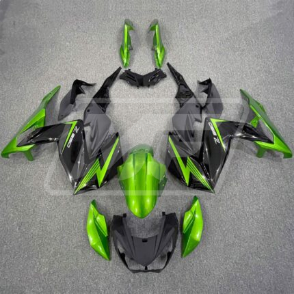 Kawasaki Z250 2015 Gloss Green & Black ABS Fairings | Monster Fairings
